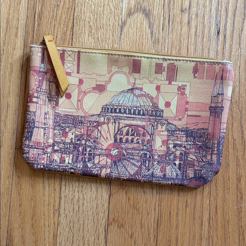 Istanbul Airline Pouch